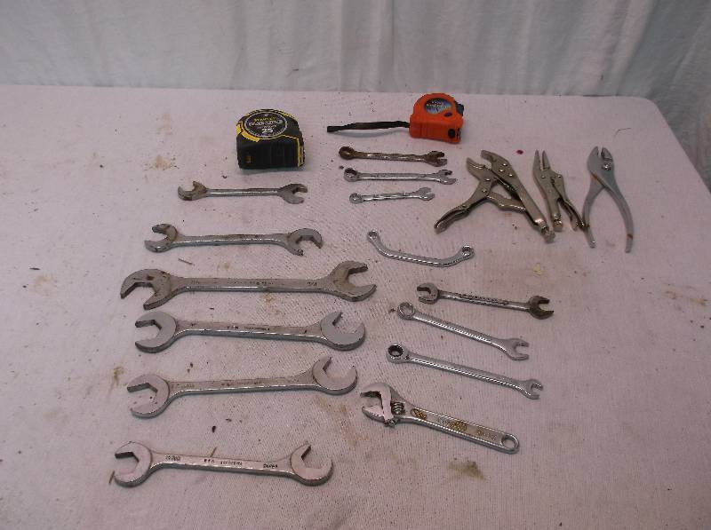 lot 58 image: Tools