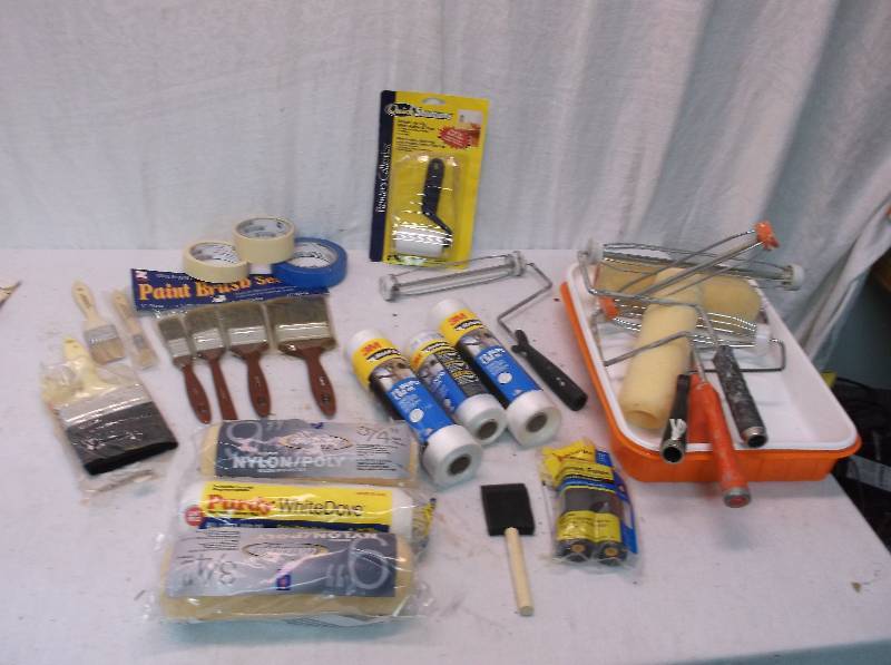 lot 65 image: Painting Supplies