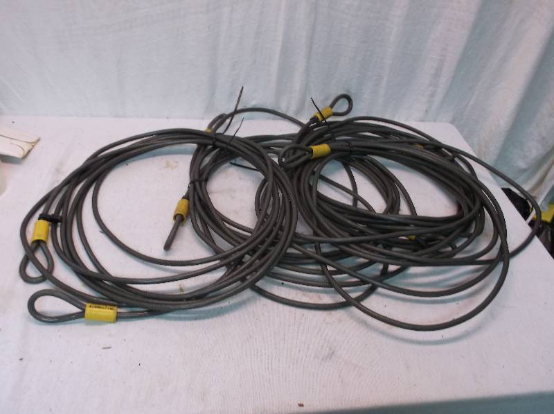 lot 74 image: Cables