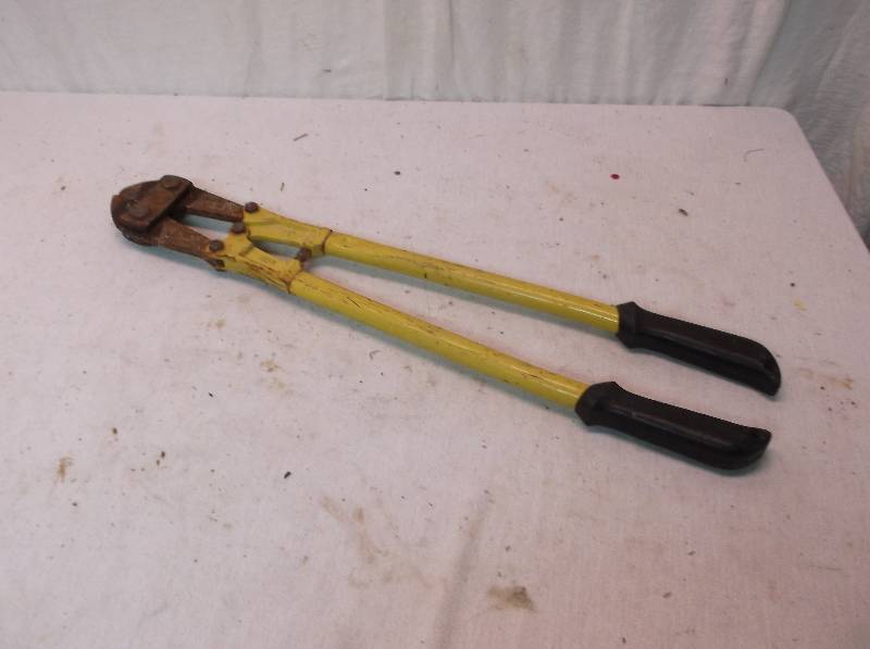 lot 76 image: Bolt Cutters