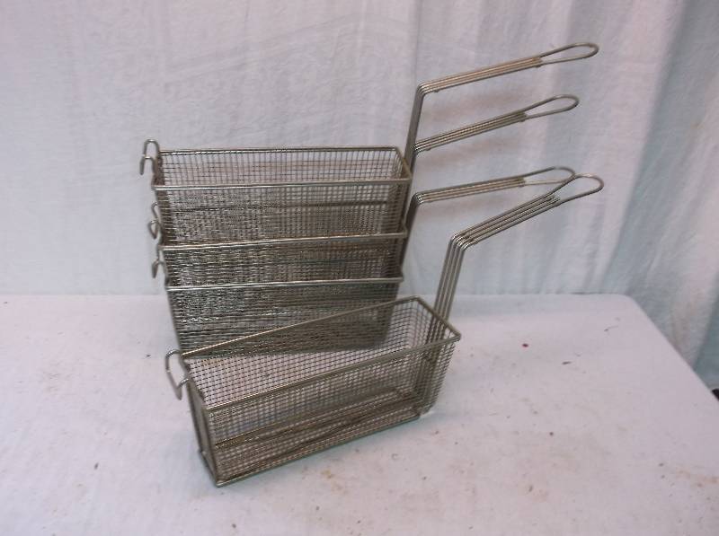 lot 88 image: Fryer Baskets
