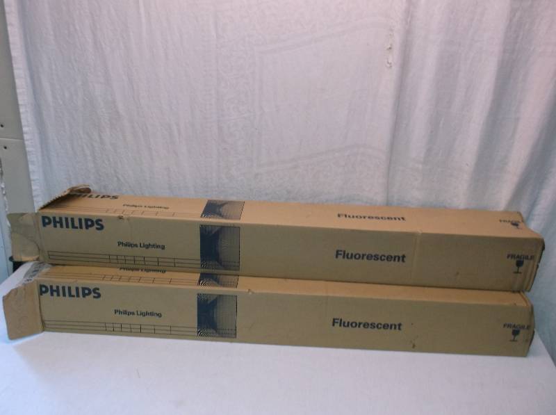 lot 92 image: Light Bulbs