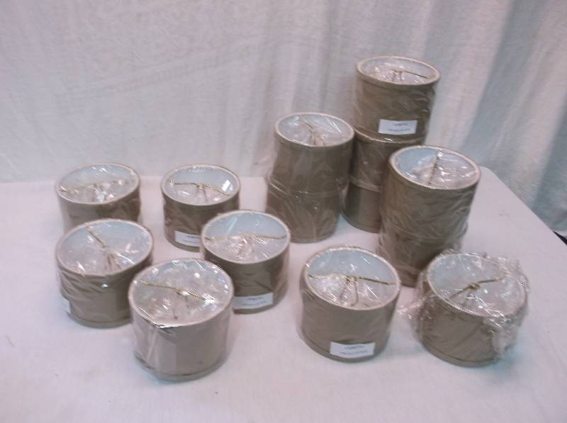 lot 98 image: Lamp Shades