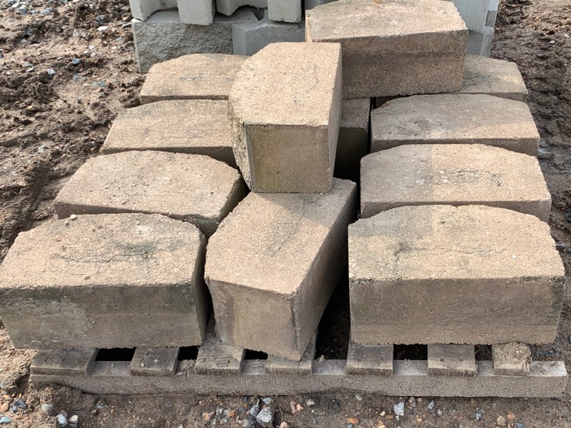2-Pallet Lot Of Retaining Wall Block