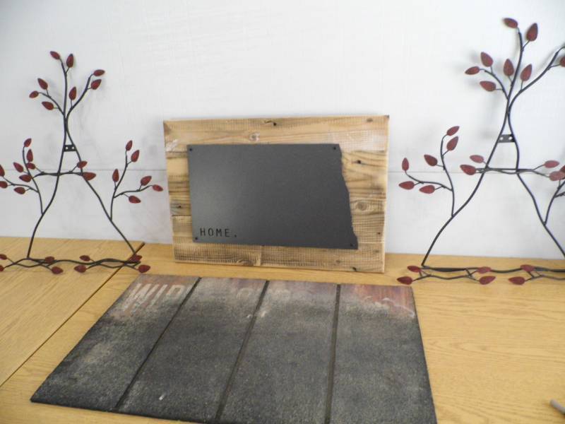 Rug - State of ND Sign - Wine Bottle Holders