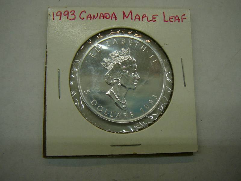 lot 33 image: 1993 1oz Fine Silver Canada Maple Leaf Coin