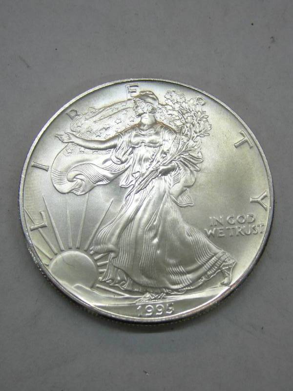 lot 72 image: 1995 Liberty Coin 1oz Fine Silver $1