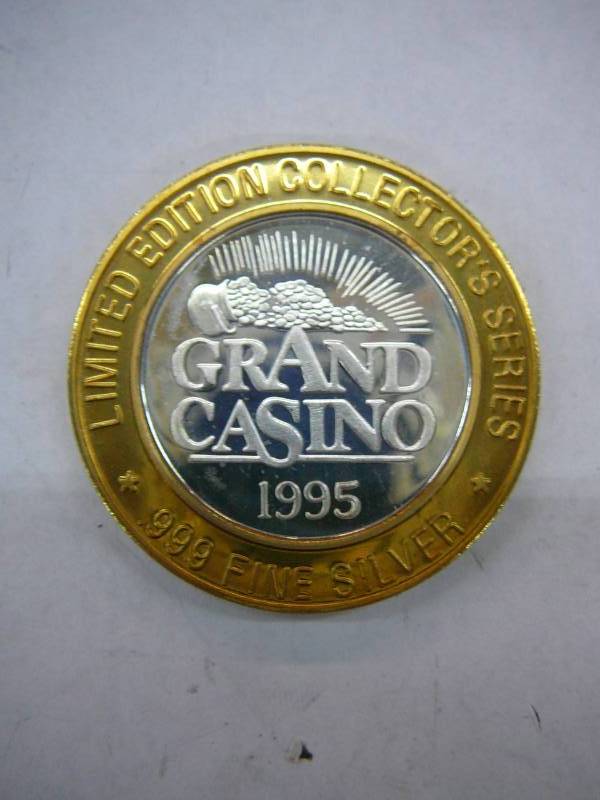 lot 117 image: 1995 Grand Casino Limited Edition .999 Fine Silver