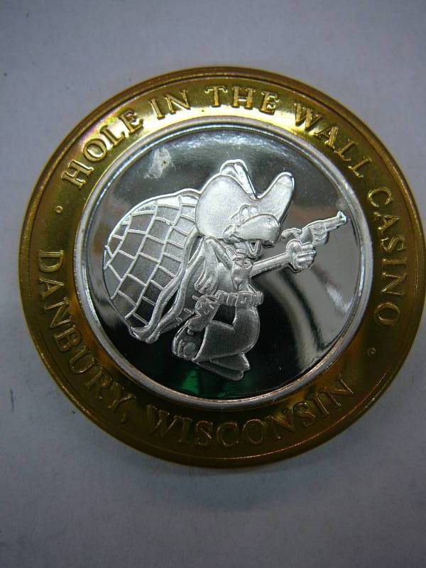 lot 121 image: Hole In The Wall Casino Limited Edition .999 Fine Silver