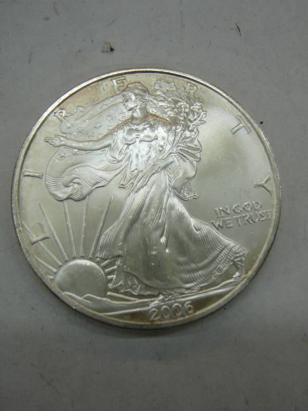 lot 128 image: 2006 Liberty Coin 1oz Fine Silver $1