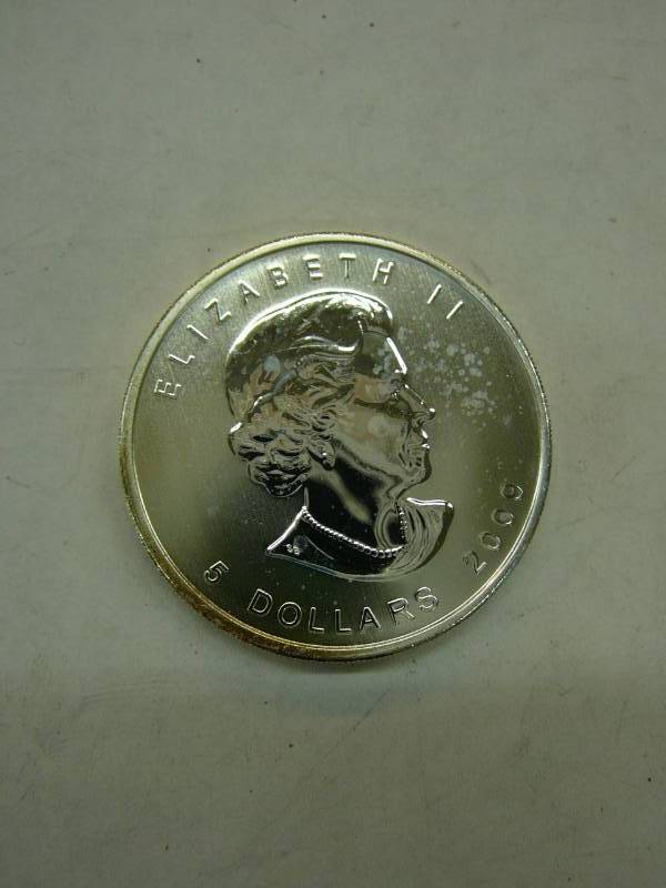 lot 168 image: 2009 Elizabeth ll 5 Dollar .999-1oz Fine Silver