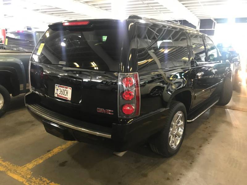 2011 GMC Yukon XL Denali AWD