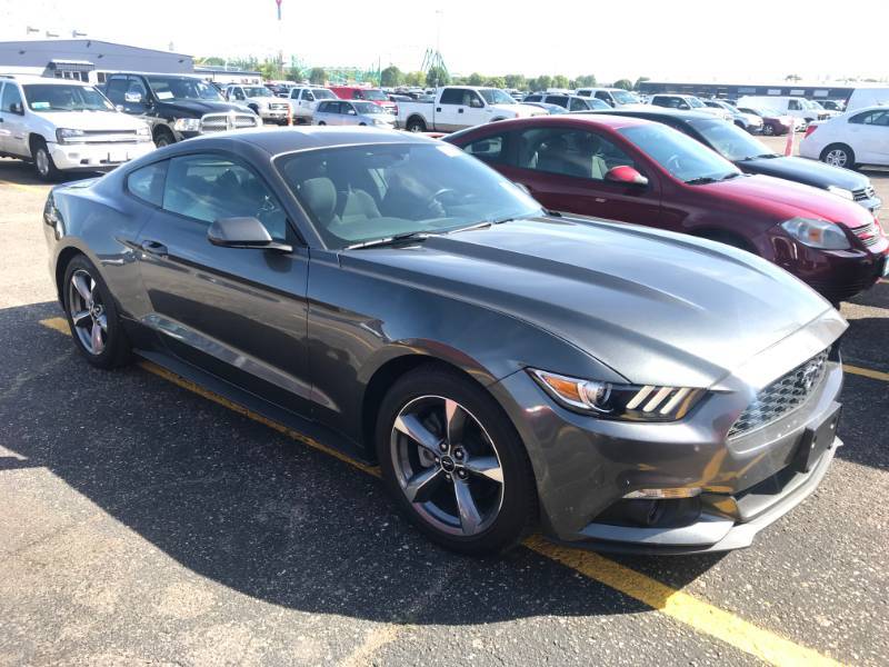 2016 Ford Mustang V6