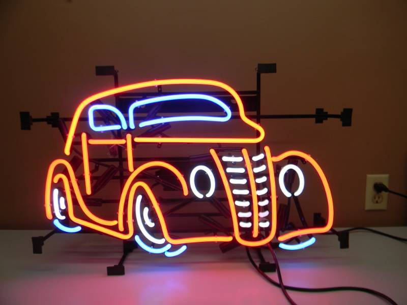lot 3 image: 37 FORD NEW IN BOX - APPROX 15 BY 28 - SEE PICTURES