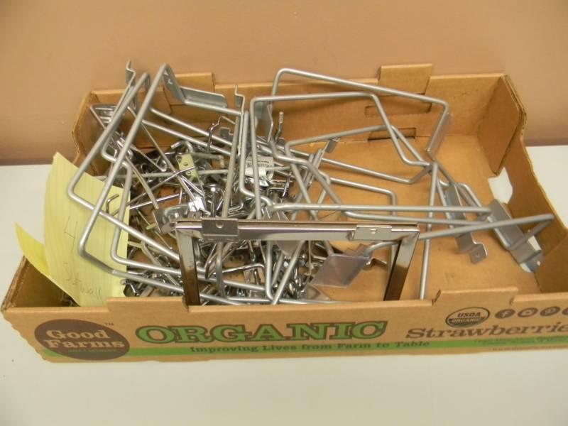 lot 41 image: OFFICE HOOKS FOR DISPLAY OR  - FITS SLATWALL - SEE PICTURES