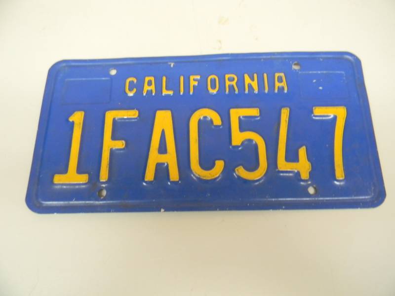 lot 62 image: 1FAC547 CALIFORNIA BLUE PLATE - NICE - SEE PICTURES
