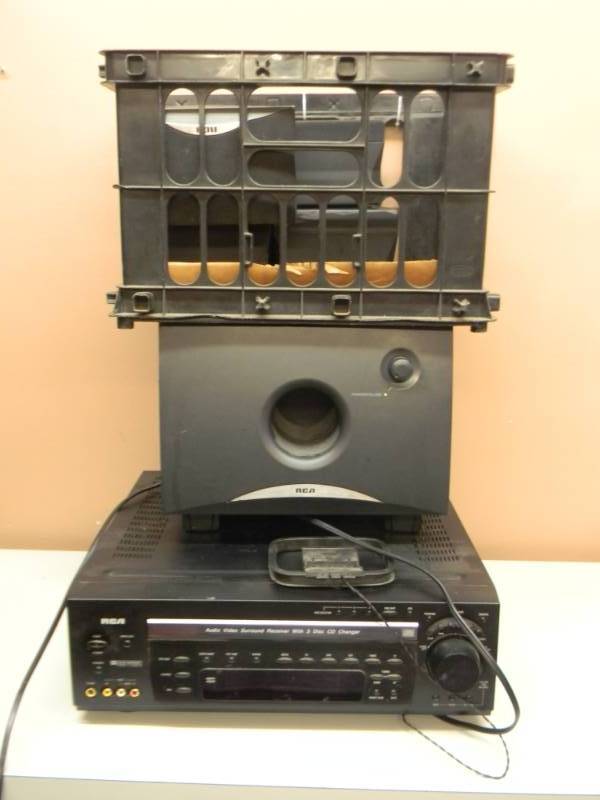 lot 37 image: RCA SURROUND SOUND W  SUBWOOFER & 5 SPEAKERS - USED - SEE PICTURES