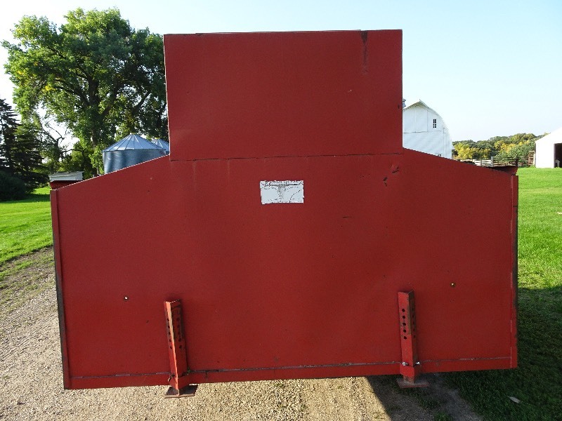 lot 1 image: Frontier creep feeder