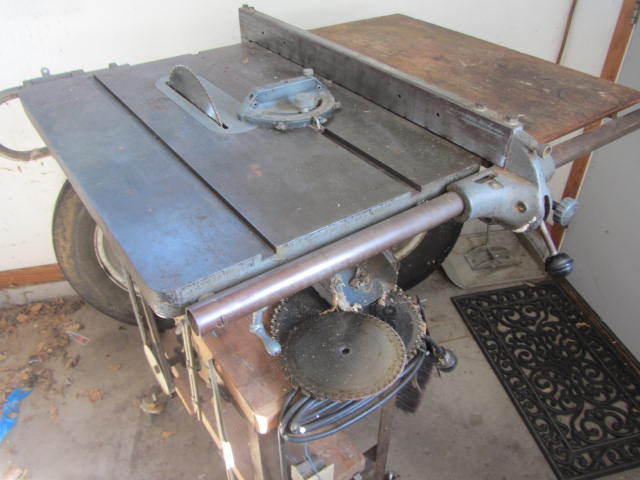 lot 13 image: Delta Rockwell Table Saw