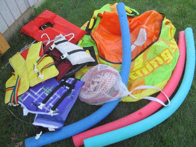 lot 66 image: Inflatable, Tow Rope, Childs Vests