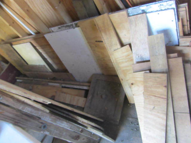 lot 82 image: Craft Wood, Ladder