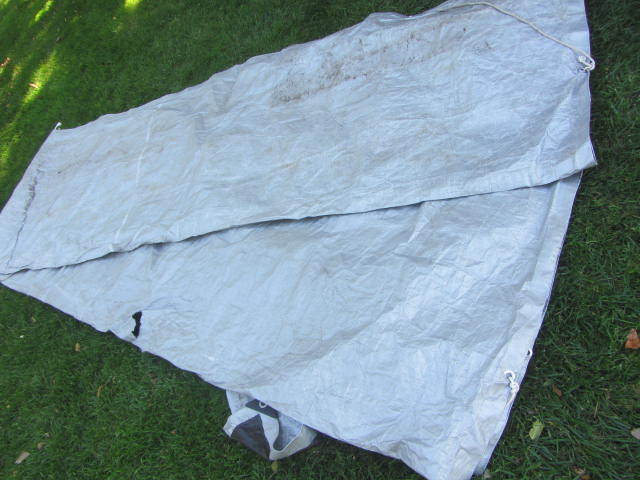 lot 83 image: Tarp