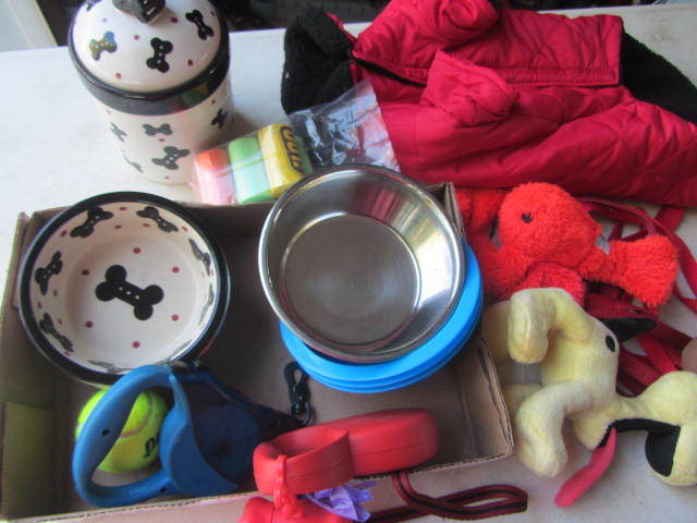 lot 93 image: Doggie Coat, Bowls, Leashes