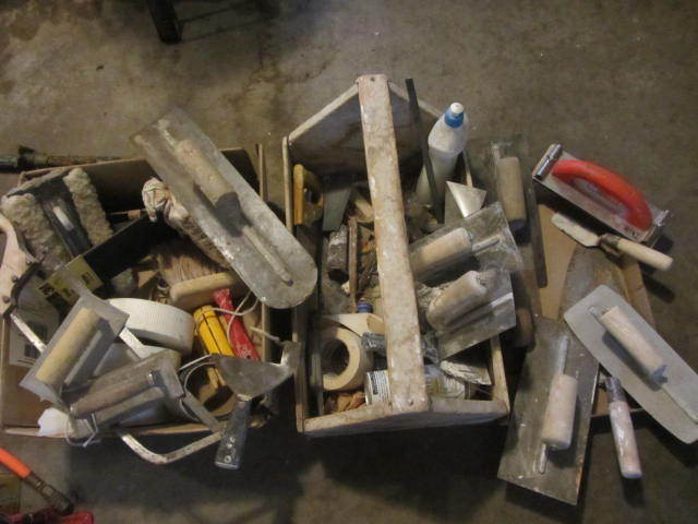 lot 22 image: Drywall Tools
