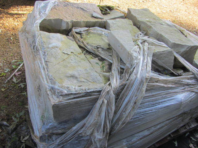 Limestone Steppers & Wall Stone