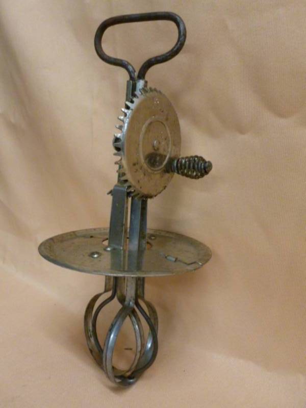 Vintage Egg Beater