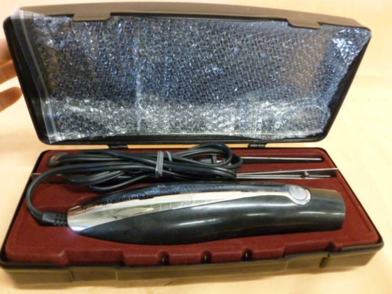 Electric Knife