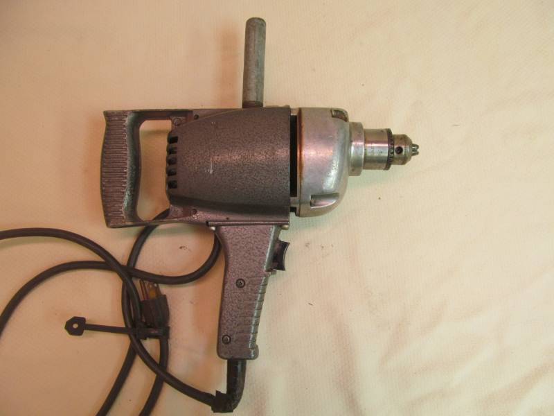 Heavy duty industrial reversible drill