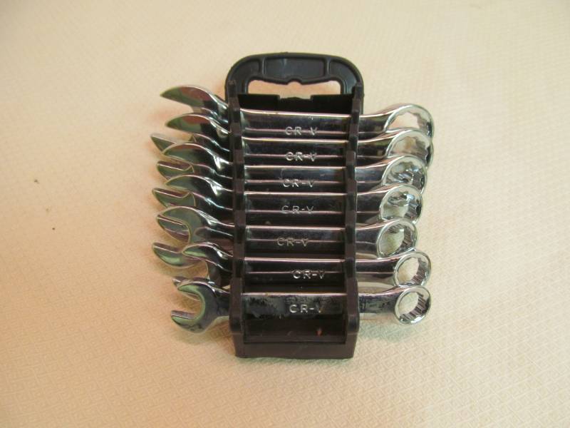 Chrome stubby wrenches