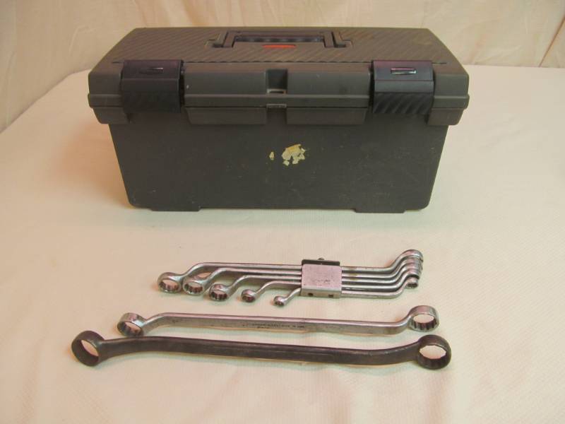 Rubbermaid tool box, wrenches