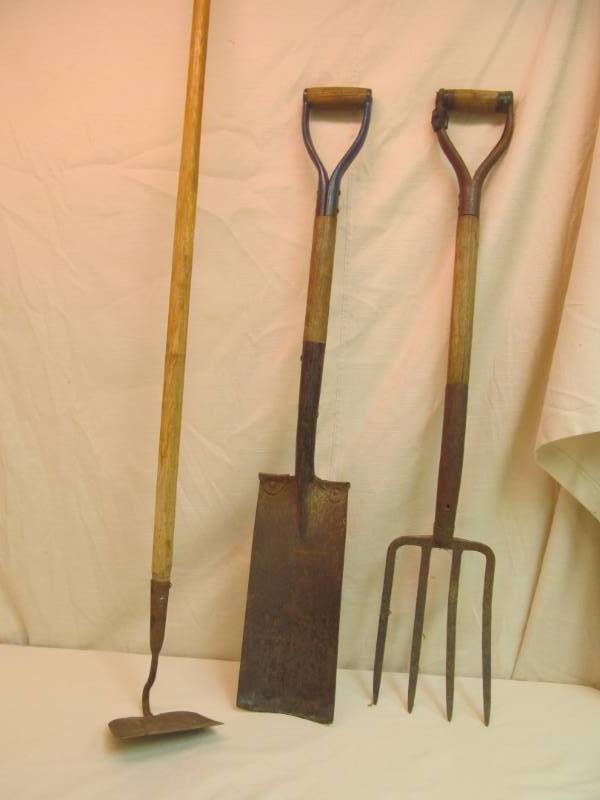 Spade, Potato fork, hoe