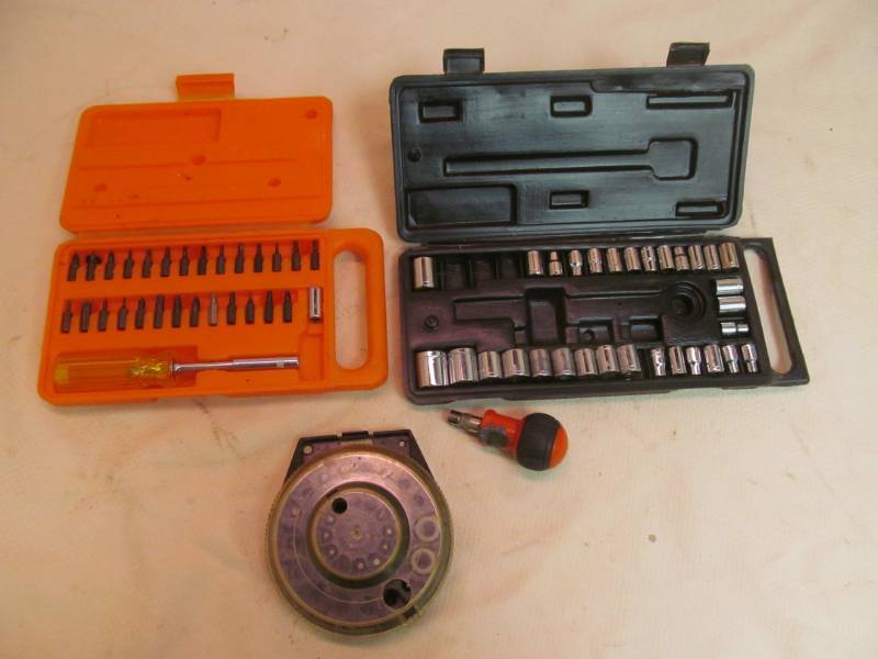 Socket set, screw bit set