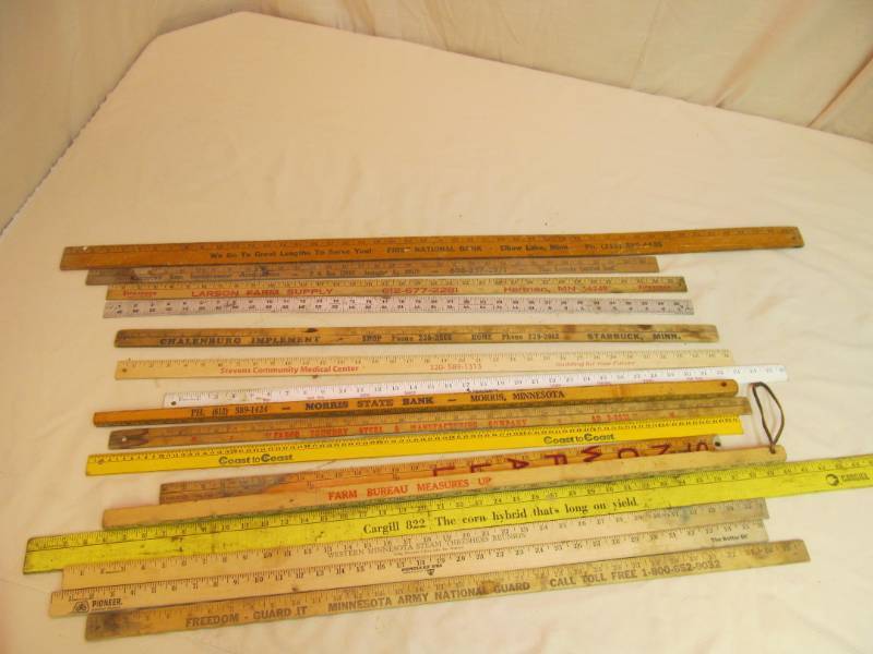 Group of yard sticks