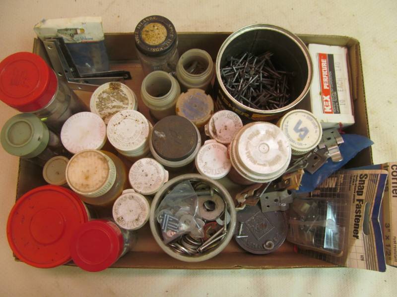 Containers w fasteners and hardware