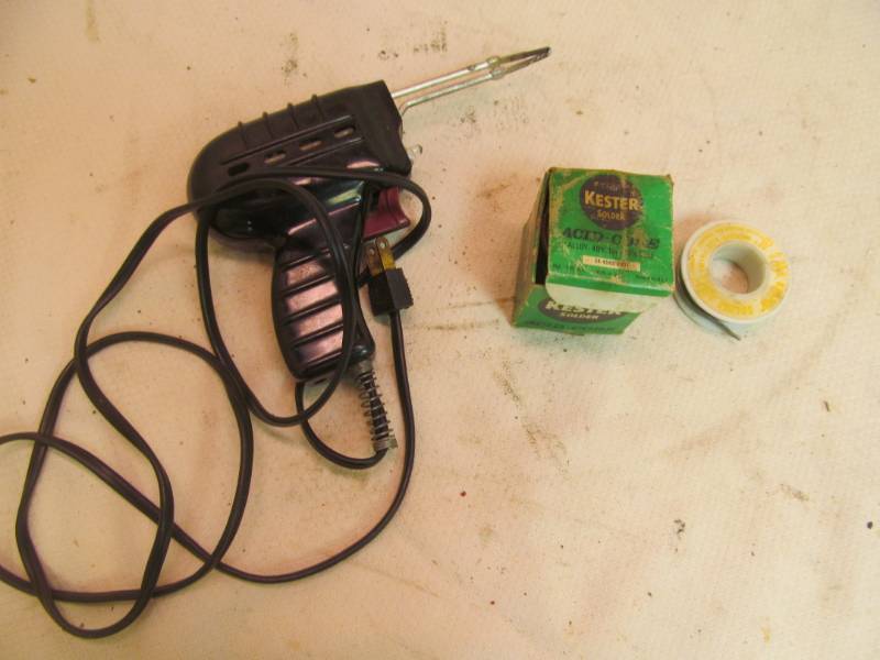 Electric solder gun