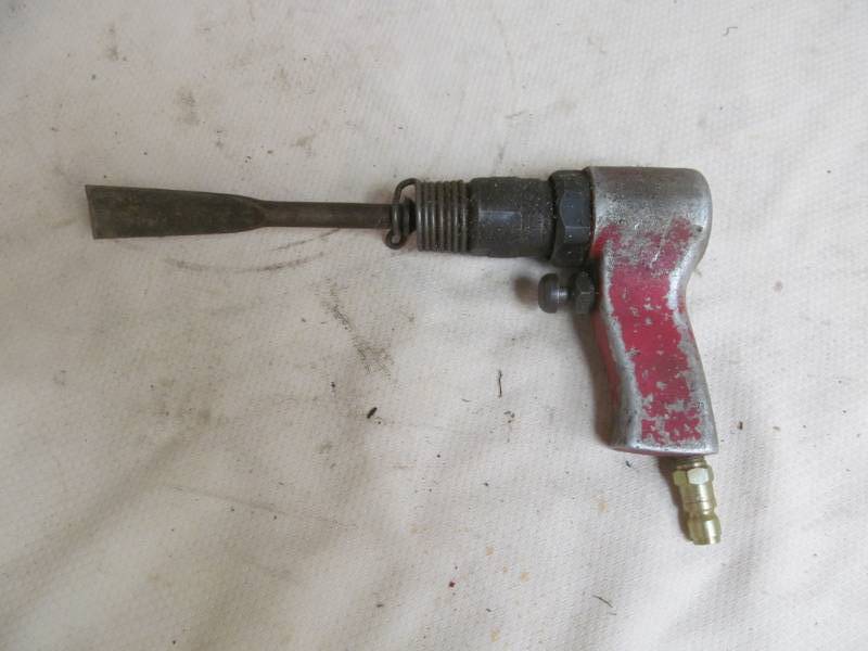 Air hammer w chisel