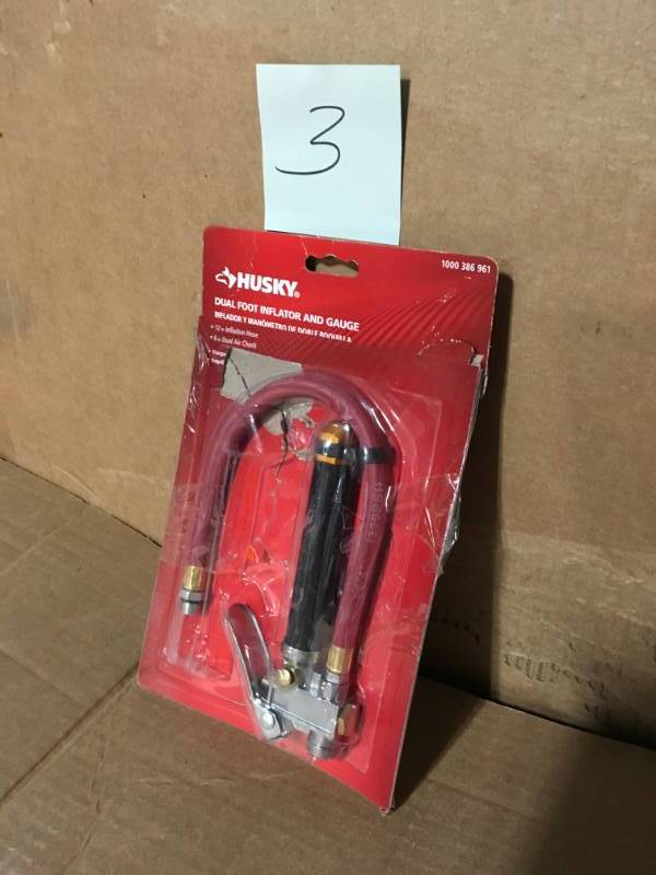 lot 3 image: Husky Dual Foot Inflator Gauge  in good condition