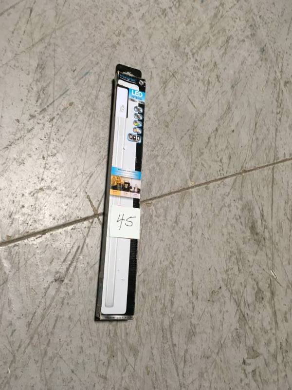 lot 45 image: GE Enbrighten 24 in. LED Direct Wire Under Cabinet Light  in good condition