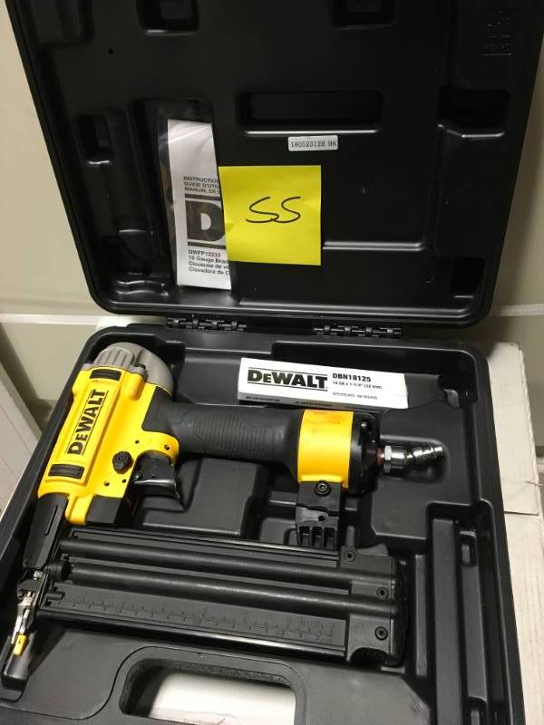 lot 55 image: DEWALT 18-Gauge Pneumatic Brad Nailer in good condition