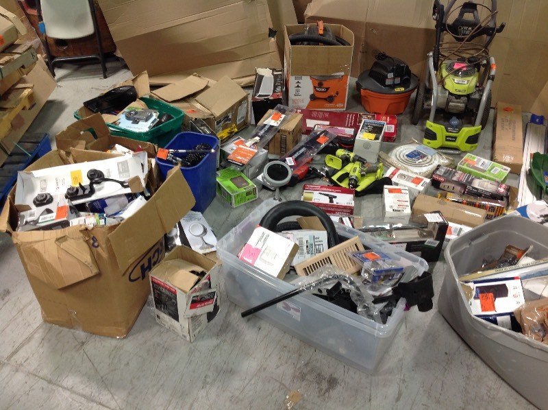 lot 114 image: WHOLESALE MIXED LOT OF TOOLS Miscellaneous hardware and more  mix conditions