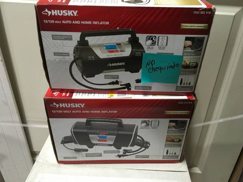 lot 9 image: Husky 12120 Volt Auto and Home Inflator  in good condition set of 2
