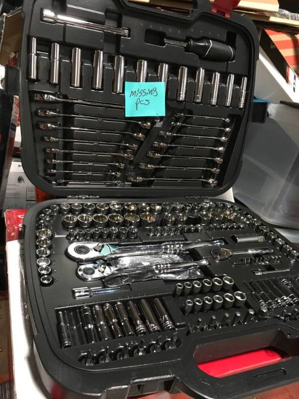 lot 67 image: Husky Mechanics Tool Set (185-Piece) MISSING PCS