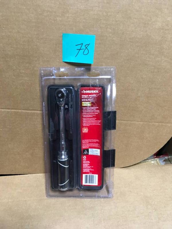 lot 78 image: Husky 14 in. Drive Torque Wrench  in good condition