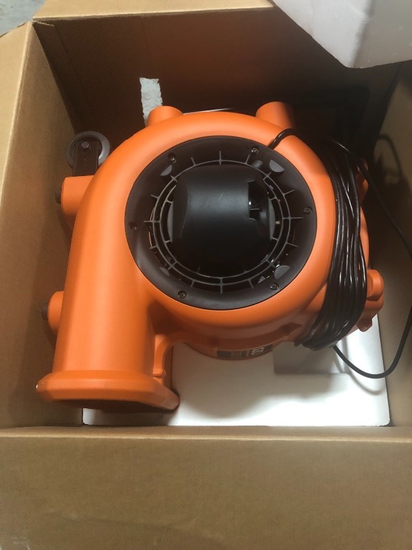 lot 107 image: Ridgid 600 CFM Blower Fan Air Mover AM2560 in very good condition