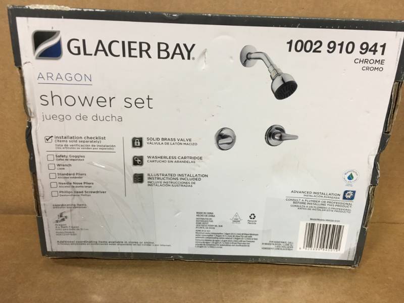 lot 32 image: Glacier Bay Aragon 2-Handle 1-Spray Shower Faucet in Chrome in good condition