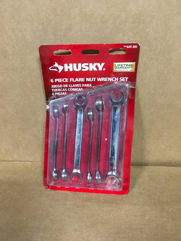 lot 46 image: SAE & MM Flare Nut Wrench Set (6-Piece) by Husky in good condition